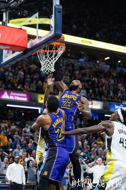 康宁汉姆20+10詹姆斯空砍三双 活塞险胜湖人 康宁汉姆20+10詹姆斯空砍三双 活塞险胜湖人