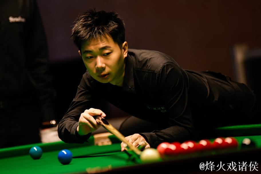吕昊天、周跃龙通关决胜轮晋级斯诺克英锦赛正赛 吕昊天、周跃龙通关决胜轮晋级斯诺克英锦赛正赛